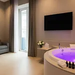 Dimora Angioina Pensionat 4*