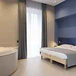 Dimora Angioina 4*