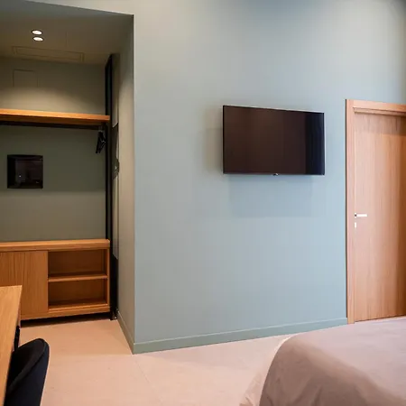 Dimora Angioina Guest house *